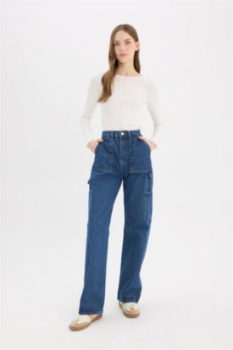 بنطرون جينز كارجو برجل واسع بجيب وخصر عالي