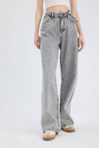 Wide Leg High Waist Straight Leg Washed Jeans