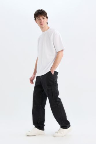 Relax Fit Straight Leg Jeans