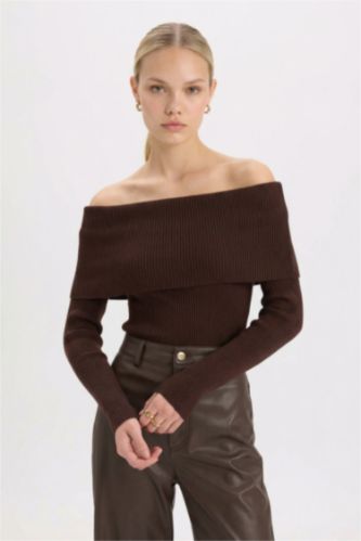 Fitted Omuzu Açık Fitilli Kaşkorse Triko Bluz