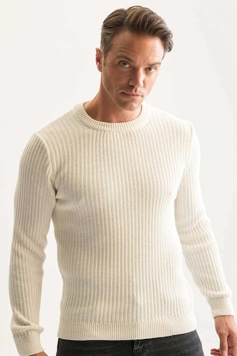 Men Ecru Standard Fit Knitwear Pullover