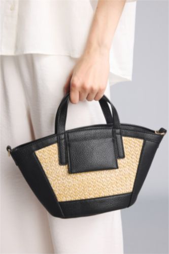 Women Light Sand Wicker Shoulder bag