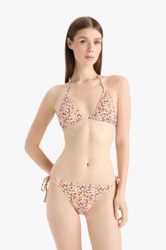 Regular Fit Çiçekli Bürümcük Bağcıklı Bikini Alt-Fall in Love