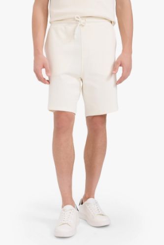 Regular Fit Dokulu Beli Bağcıklı Şort