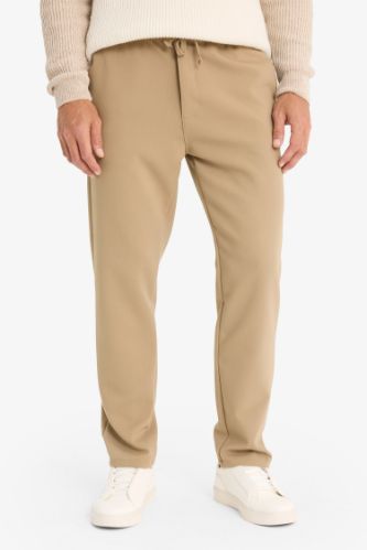 Regular Fit Normal Kesim Kumaş Pantolon Cepli Düz Paça