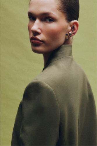 Kadın Altın Kadın Gold Detaylı Küpe