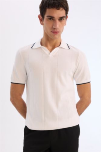 Standard Fit Short Sleeve Knitwear Polo T-Shirt
