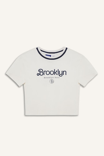 NBA New York Knicks Slim Fit Dar Kesim Crop Bisiklet Yaka Ribana Kısa Kollu Tişört