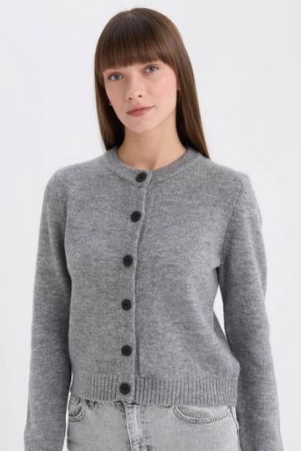 Regular Fit Bisiklet Yaka Basic Düz Düğmeli Soft Touch Yumuşak Triko Hırka