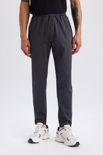 DeFactoFit Sporcu Jogger Eşofman Altı Slim Fit Dar Kesim Standart Paça Skuba Dalgıç Kumaş Beli Lastikli Düz Paça