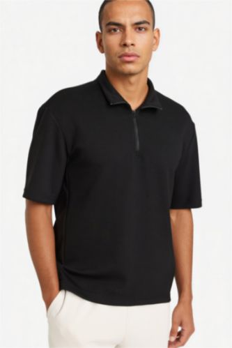 تيشيرت رياضي نص كم قماش سكوبا قصة عادية من DeFactoFit