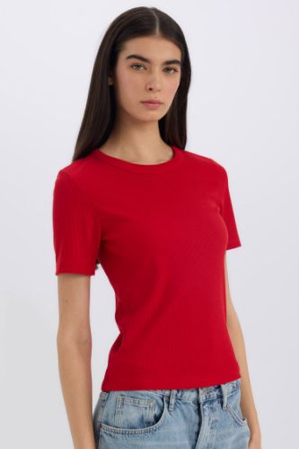 Slim Fit Dar Kesim Bisiklet Yaka Basic Düz Fitilli Kaşkorse Kısa Kollu Kırmızı Tişört