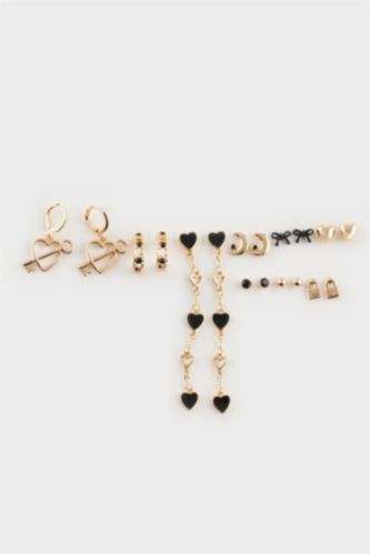 Woman 9 Piece Gold Earrings