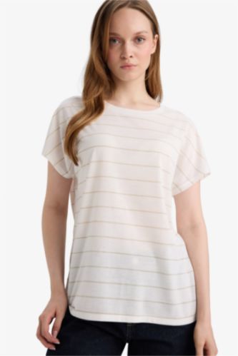 Футболка с круглым вырезом и коротким рукавом