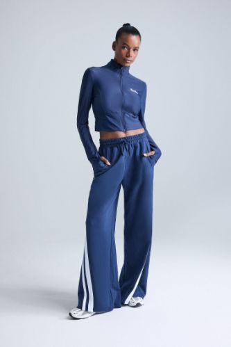 DeFactoFit Wide Leg Geniş Paça Şeritli Standart Boy Sporcu Pantolon