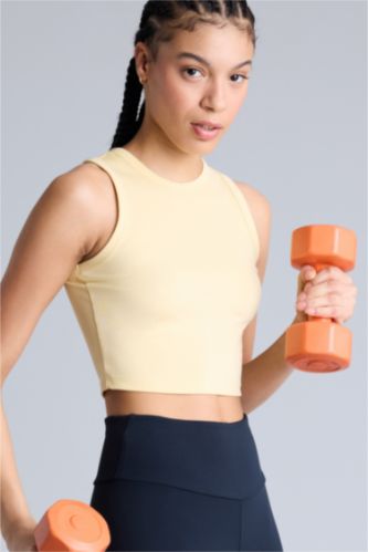 Kadın Açık Sarı Crop Top Bisiklet Yaka Sporcu Atlet