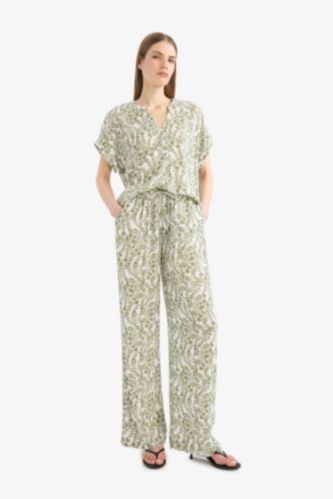 Straight Fit Printed Trousers