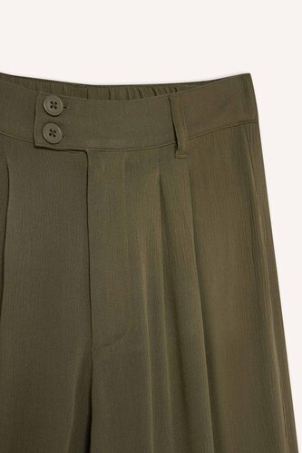 Elastic Band Culotte Fit Trousers