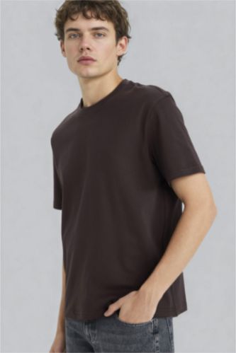 Man Brown 100% Cotton Regular Fit Crew Neck Basic T-Shirt