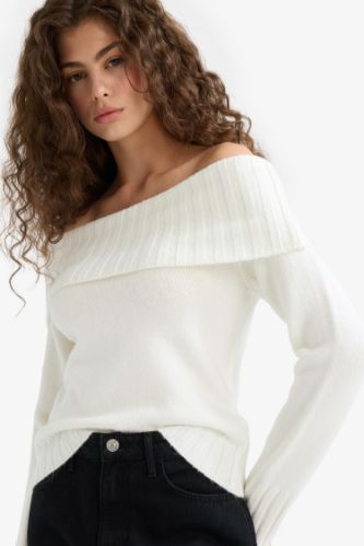 Slim Fit Dar Kesim Açık Omuz Triko Kazak