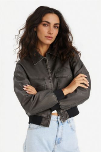 Polo Yaka Fermuarlı Cepli Suni Deri Ceket Mont