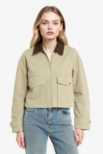 Regular Fit Kontrast Yakalı Fermuarlı Cepli Crop Mont