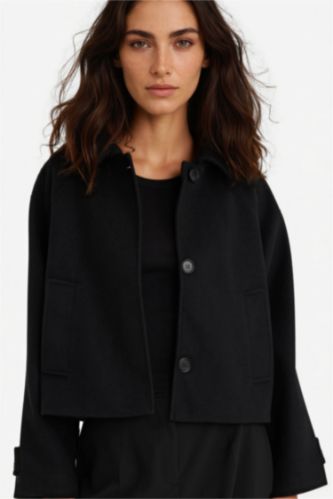 Kadın Siyah Regular Fit Polo Yaka Kaşe Kısa Mont