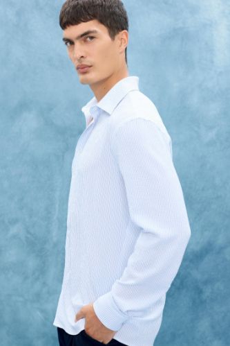 Modern Fit Polo Yaka Çizgili Krinkıl Uzun Kollu Gömlek