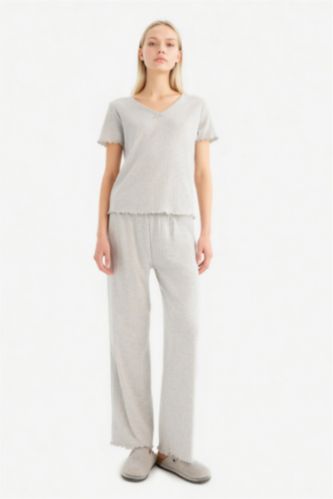 Woman Grey Melange Fall in Love Regular Fit Top Bottom 2 Piece Pajama Set