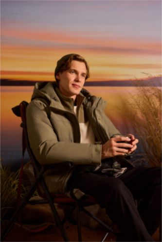 Su İtici Regular Fit Kapüşonlu Fermuarlı İç Cepli Cebi Pelüşlü Mont