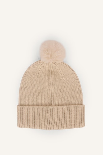 Bonnet en tricot avec étiquette tissée pour bébé fille