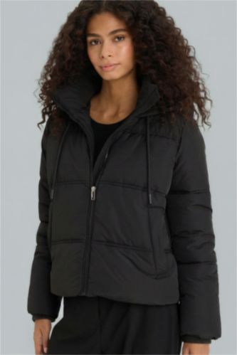 бас киімді Пальто