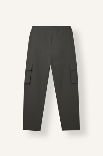 Standard Fit Woven Jogger
