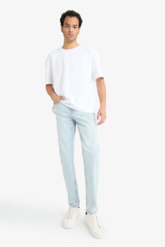 Slim Tapered Fit Dar Kalıp Normal Bel Daralan Paça Jean Pantolon