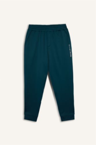 Standard Fit Jogger