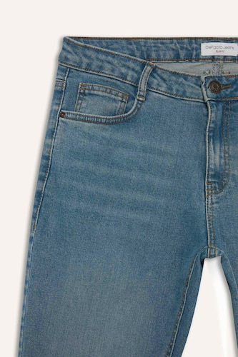 Pedro Slim Fit Super Skinny Hem Jeans