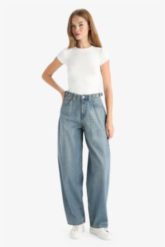 بنطرون جينز طويل بخصر عالي