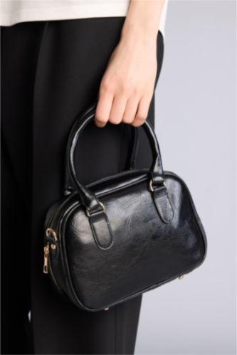 Woman Black Hand Bag