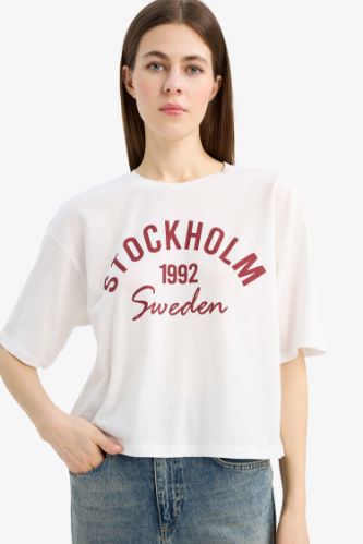 تيشيرت نص كم أوفر سايز بياقة مستديرة فتحة رقبة كرو