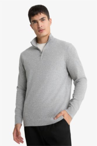 %100 Yün Standart Fit Dik Yaka Yarım Fermuarlı Kazak