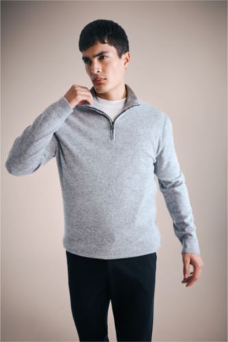 Standard Fit Turtleneck Knitwear Pullover