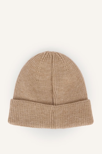 Woman Knit Beanie