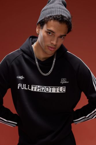 Boxy Fit Long Sleeve Hooded Sweatshirt