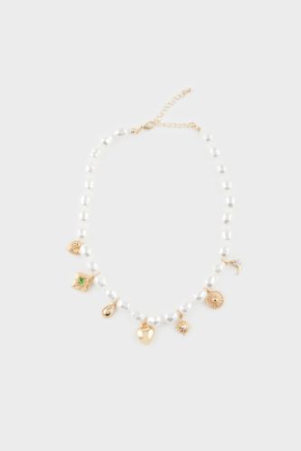 Kadın İncili Charm Detaylı Kolye