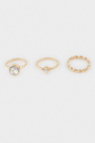 Woman 3 Piece Gold Ring