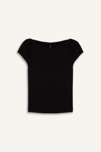 Slim Fit Dar Kesim Kayık Yaka Fitilli Kaşkorse Kısa Kollu Tişört