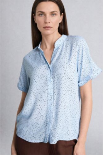 Women Blue Regular Fit Crinkle Viscose Short Sleeve Shirt