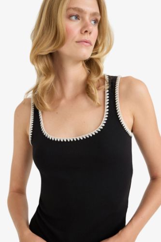 Slim Fit Dar Kesim Yuvarlak Yaka Ribana Atlet