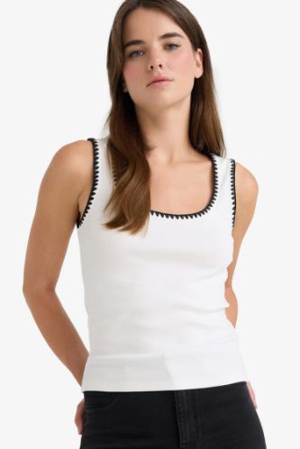 Slim Fit Dar Kesim Yuvarlak Yaka Ribana Atlet