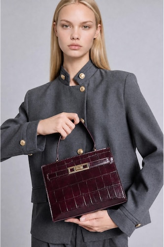 Woman Bordeaux Faux Leather Crossbody Bag